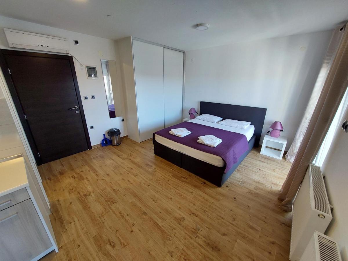 Daniel Apartment